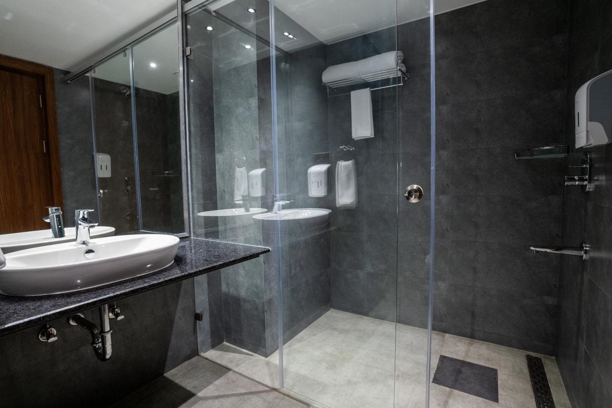 Lilac Hotel กูรูวาเยอร์ ห้อง รูปภาพ